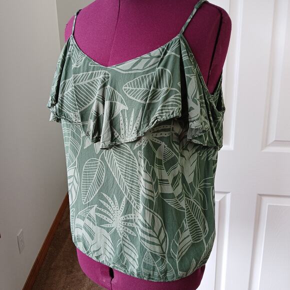 Old Navy Ruffled Cold Shoulder Cami Top XL green palm adjustable straps tropical - Picture 2 of 15
